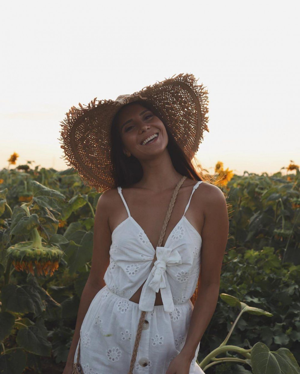 Aysel bu dəfə ağ bikinidə - FOTOLAR